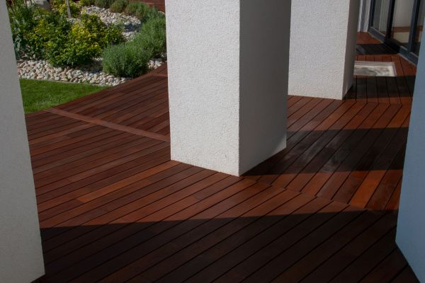 Hardwood Deck Building